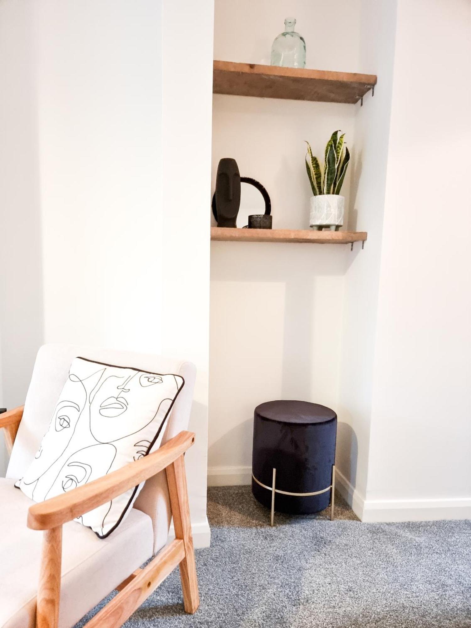 4-Bedroom Home - Perfect For Those Working In Bridgend - By Tailored Accommodation 外观 照片